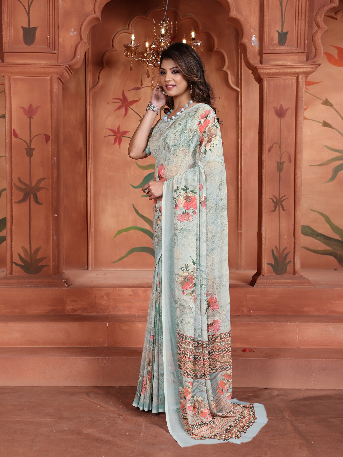 Elegant Light Grey Floral Printed Saree for Women - Latest Designer Trend